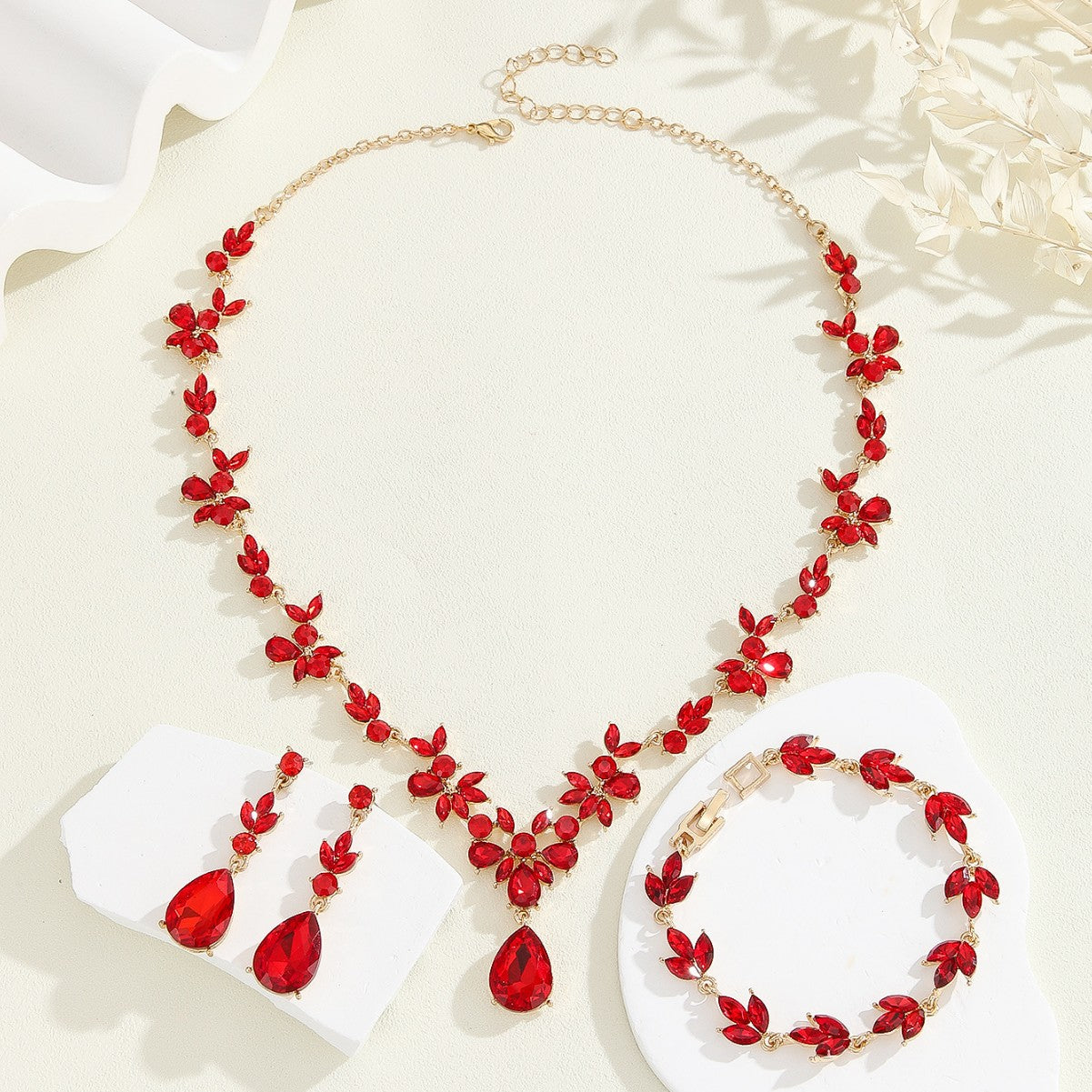 Vintage Luxury Crystal Necklace Earrings Bracelet Set Korean and Japanese Fashion Bride Wedding Evening Accessories